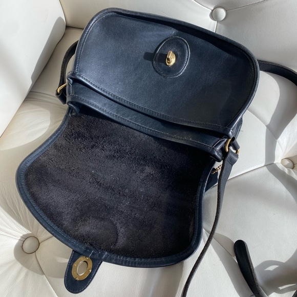 Vintage COACH Prairie Bag in Black Leather Messenger Flap Turnlock Satchel 9954 - Picture 9 of 16